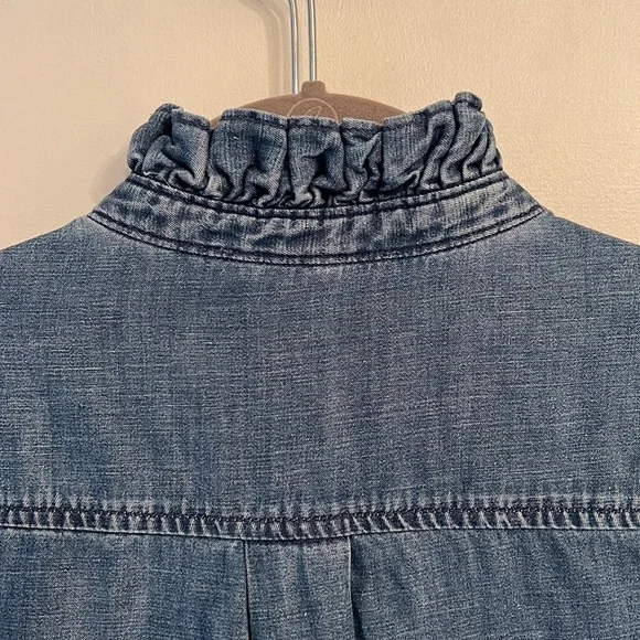 NWOT Frame “Springfield” ruffle denim shirt - Picture 8 of 12